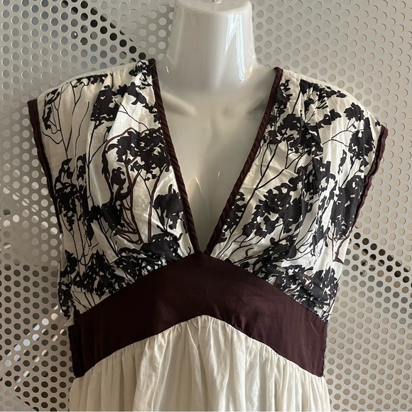 Lucca 100% cotton Vee Neck Abstract Print Floral Dress Size Small Brown White - Picture 3 of 11